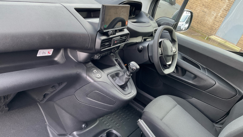 Peugeot Partner Long Diesel 1.5 BlueHDi 100 Professional Crew Van